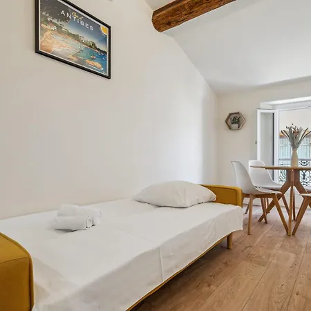Appartement Castelet - Welkeys Antibes